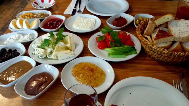 Turkish breakfast at Van Kahvalti Evi